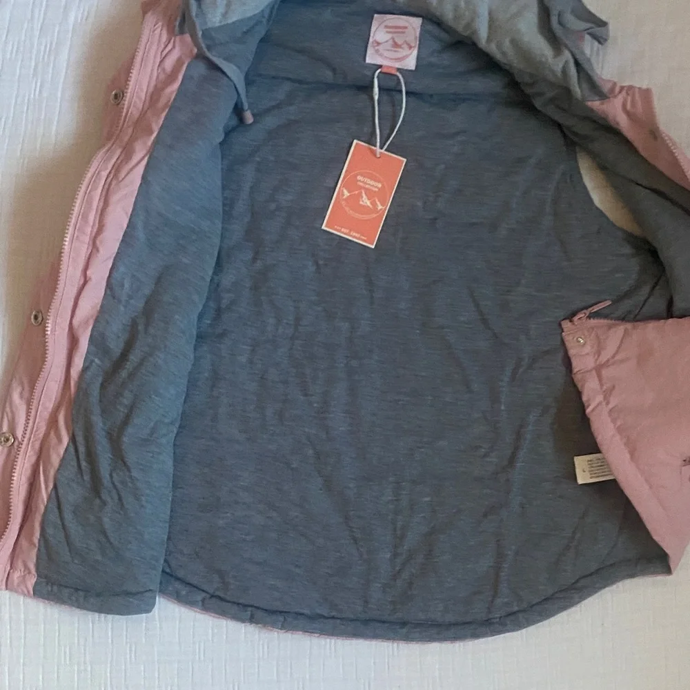 OUTDOOR COLLECTION Light Pink Puffer Vest with Gray Hood